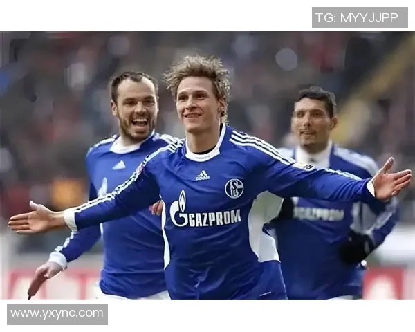 沙尔克04逼平卫冕冠军，保级形势并未好转