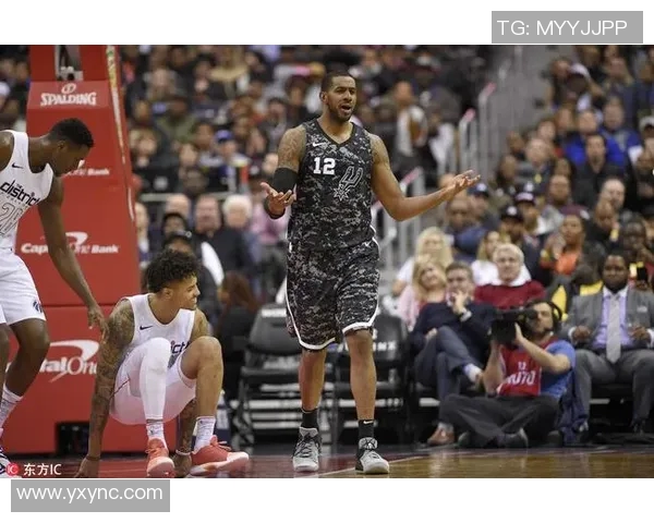 马刺前锋马库斯-阿尔德里奇重返首发，球队实力再度升级